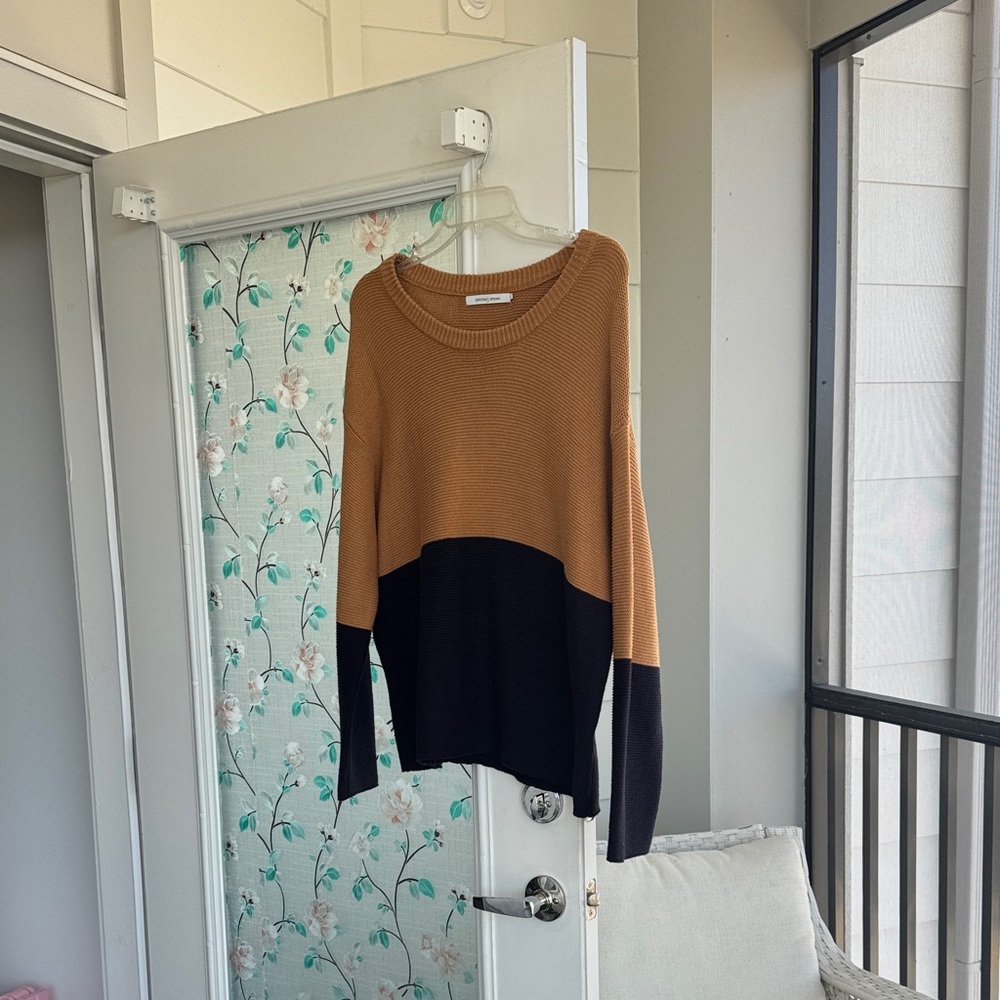 Colorblock Crew Neck Sweater
